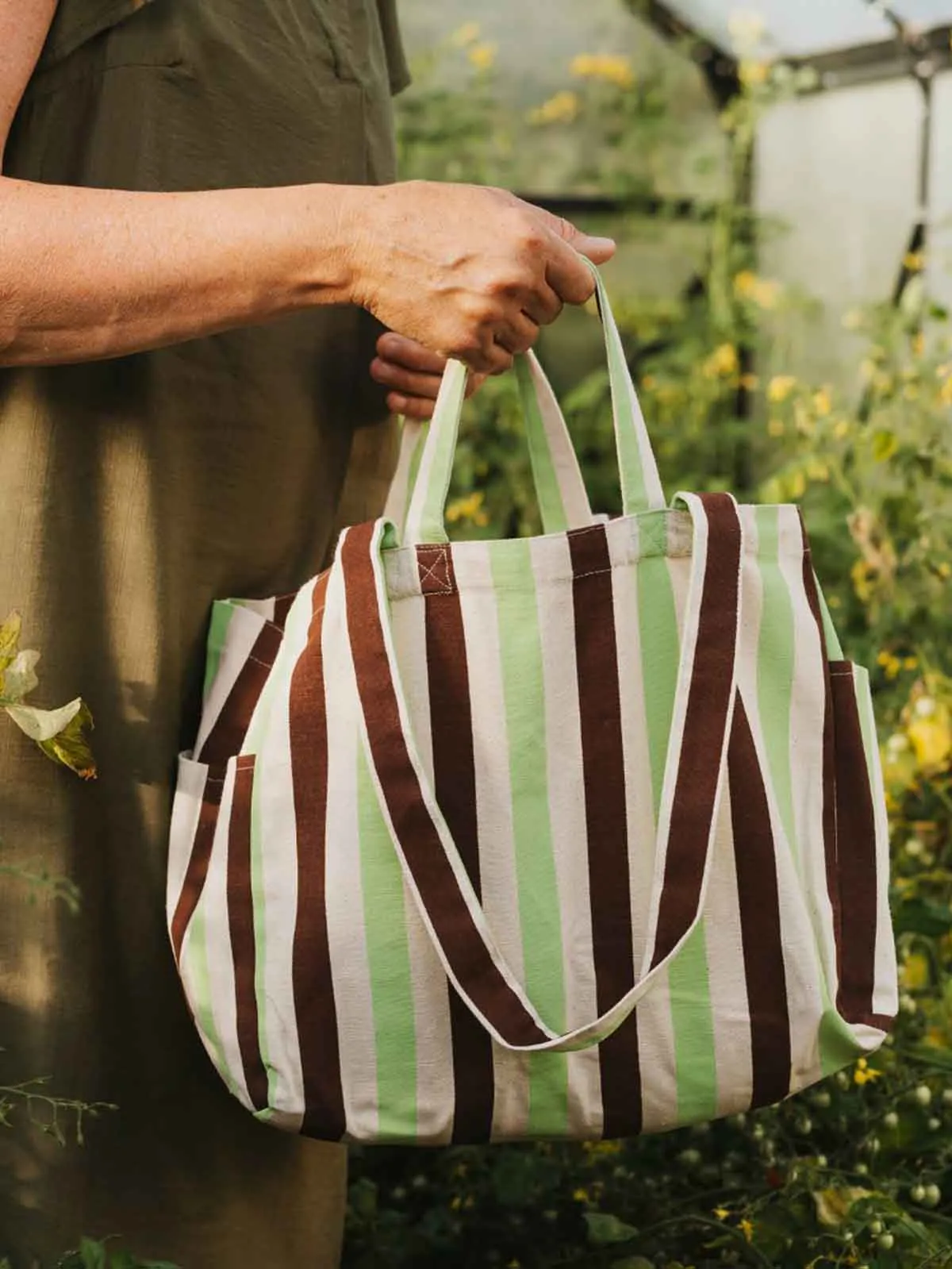 Canvas "Totebag" (35 x 28 cm) - Creme med grønne og brune striber