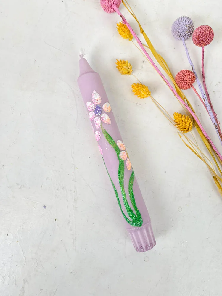 Lys "Blomst"- Lyslilla med 3 hvide blomster