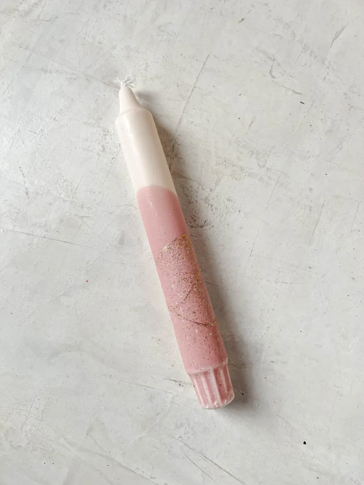 Lys - Offwhite med rosa og glimmer