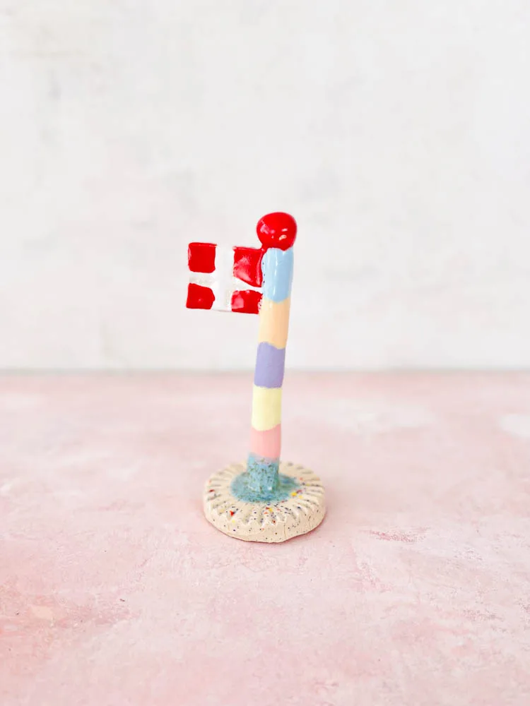 Dannebrogsflag "Gøgler" - Pastel striber - Pastel striber - 23-28 cm