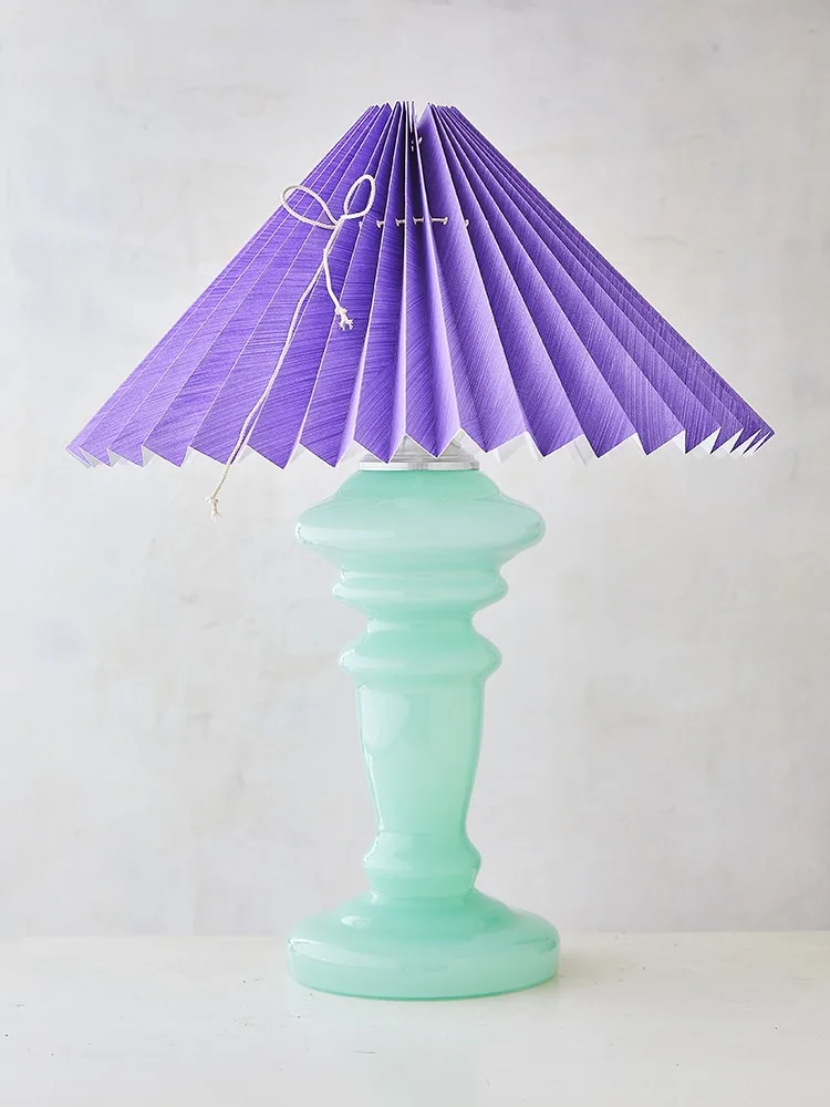 Bordlampe i opalglas Oliver 40 cm – Mintgrøn | Pink Rose lamper