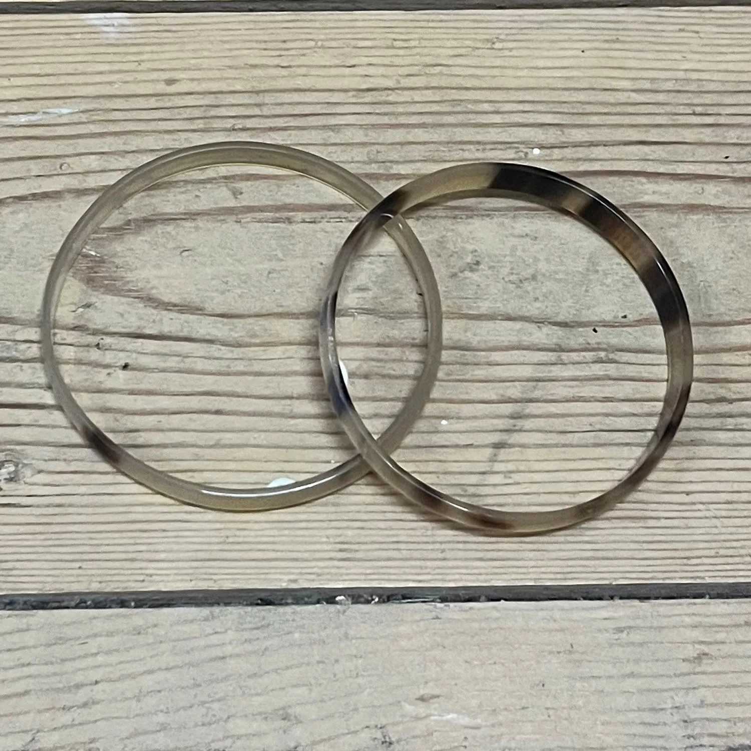 Armbånd af horn
